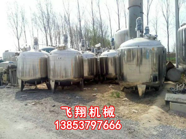 立式不銹鋼儲(chǔ)罐